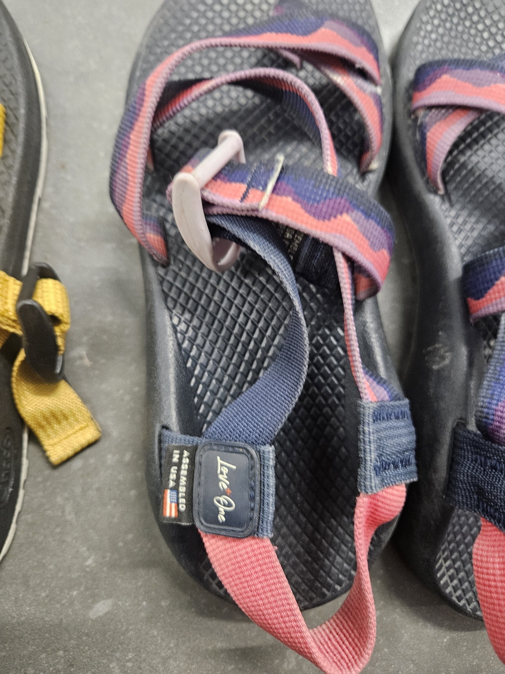 2 Pairs Of Chaco Sandles One Cloude & Love One - Picture 2 of 5